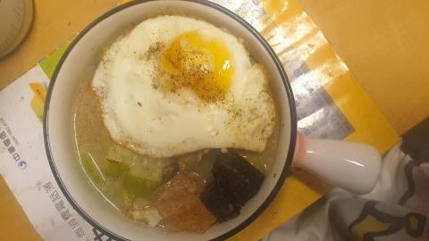 陳芝暄 - 雞湯絲瓜麵線