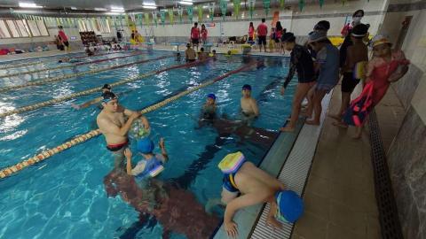 私人游泳教練 - 暑假安親班（kiki家族）