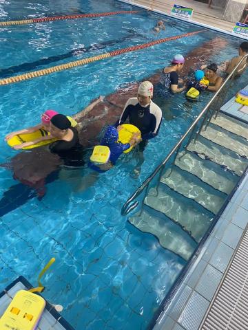 私人游泳教練 - 松山國小特教班游泳課