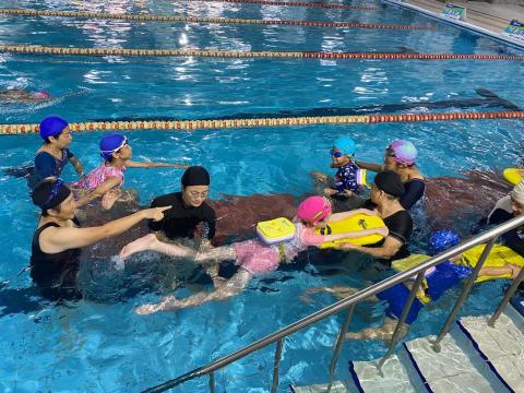私人游泳教練 - 松山國小特教班游泳課