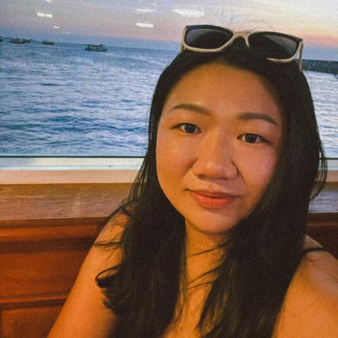 提供找工作苗栗服務的專家曾郁媗