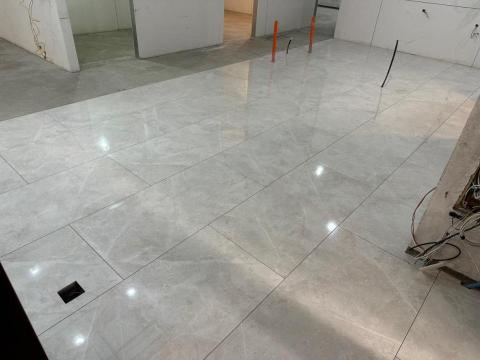 地平線地板工程 - 