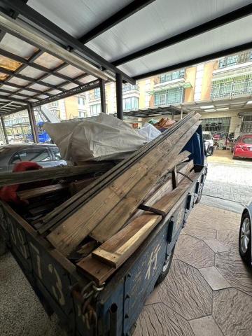 吳小姐 - 廢棄物