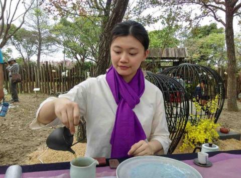 森嵐 茶。甜點。茶選物 - 小壺泡法