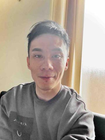 尤崧儒 - 你好。很高興為你服務我是多元小黃