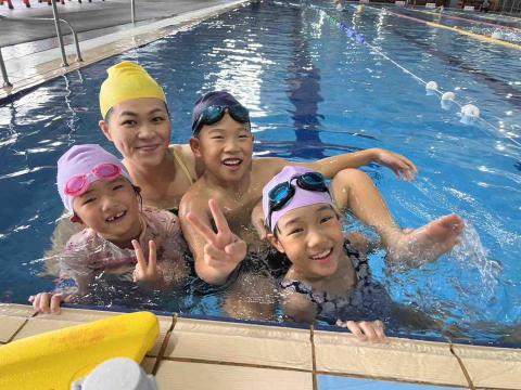 仟仟Queena💜游泳Swimming -  仟仟Queena💜游泳Swimming -
