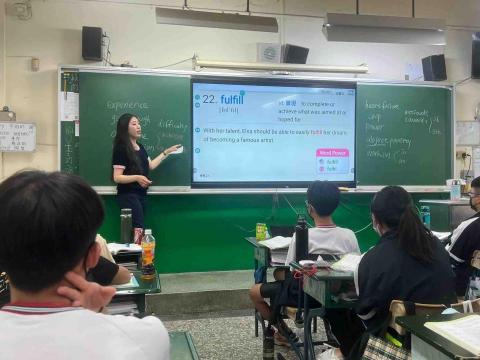 Cindy 英文家教/國中國小英語教學 - 