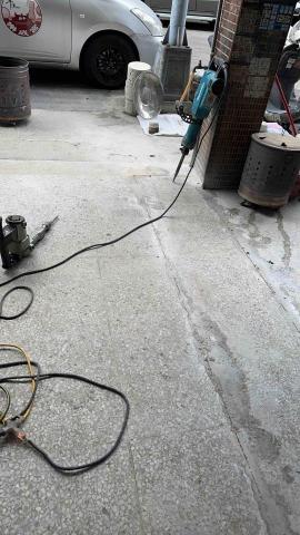 鑫盛工程 （拆除、油漆、清潔） - 