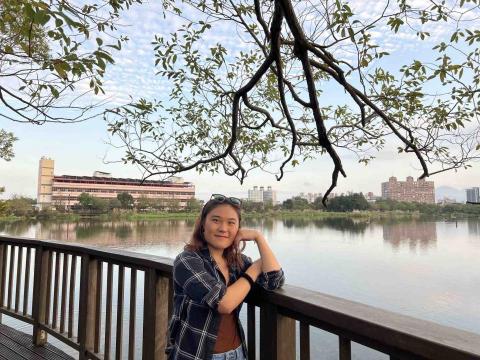 提供短影音課程服務的專家Cecilia