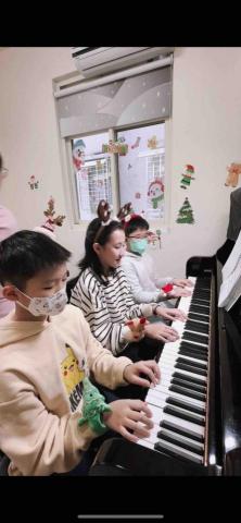 享你音樂工作室 - 鋼琴團體課