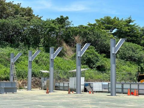 劉苡晴 - 鋼構組立。