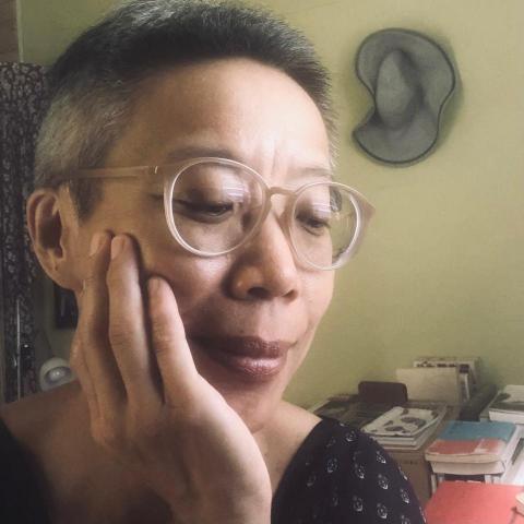 提供年終服務的專家王菁菁