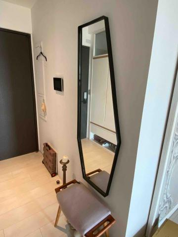 巨懋裝潢鐵件有限公司 -  造型鏡框