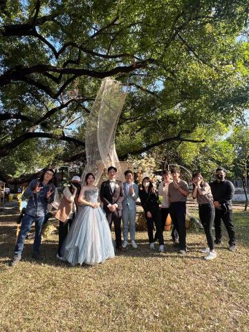 我是一名主持人Reuben -  送客照