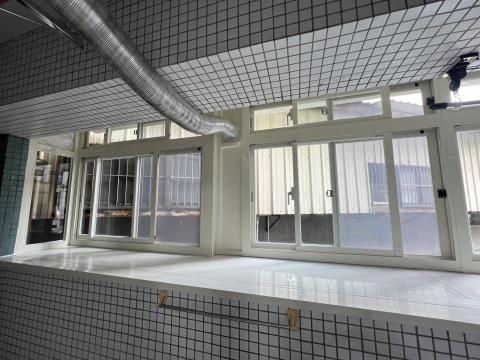 富晁鋁業建材 - 外推窗 富晁鋁業建材 - 外推窗