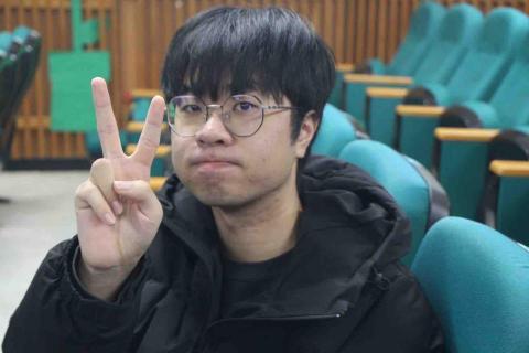 提供高中化學服務的專家吳威頡