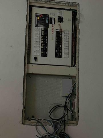 阿杰 - 結盤 戶內總電源總開關