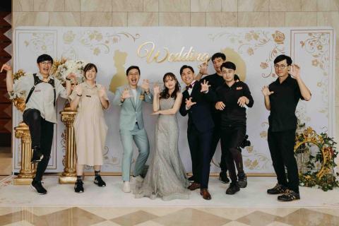 我是一名主持人Reuben - 送客照