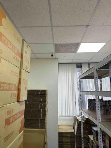 Zavier(楊先生） - 藥局倉庫安裝監視器