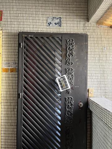 Ying Ying - 牆面除膠清潔