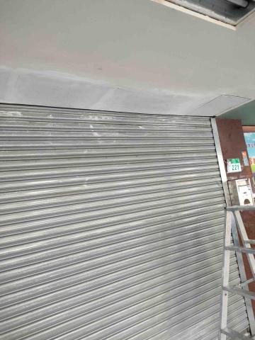 安全鐵捲門行 - 