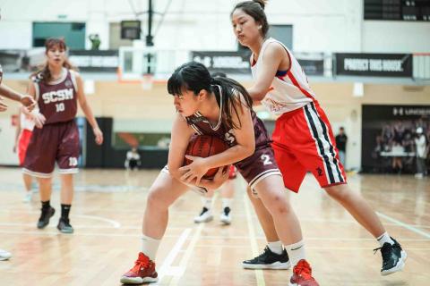 吳思緰 - 籃球系際盃活動剪影