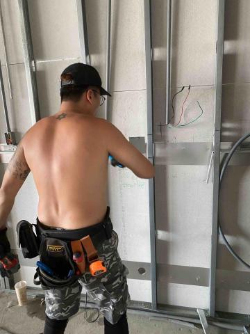 承翔科技有限公司 - 桃園市政府社會局整修工程-便斗給水電眼配置