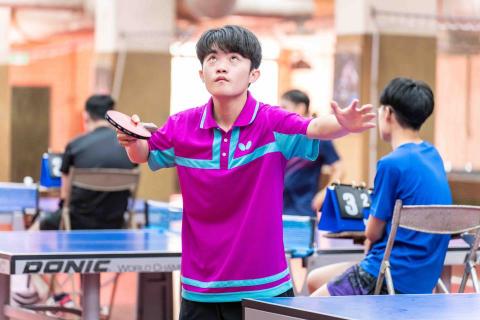 提供桌球服務的專家楊子俊