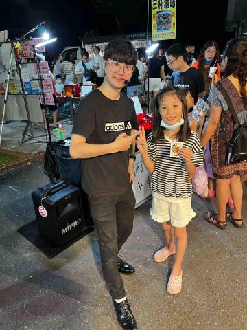 魔術師 K 專業互動行魔術 - 首創宜蘭夜市魔術師?
