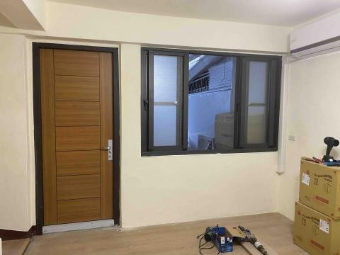 張小凱 - 門面整修