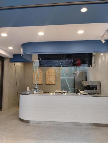 美屋（許先生） - 飲料店圓弧櫃檯