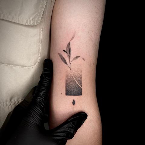 Ayu Tattoo - 點狀清新刺青