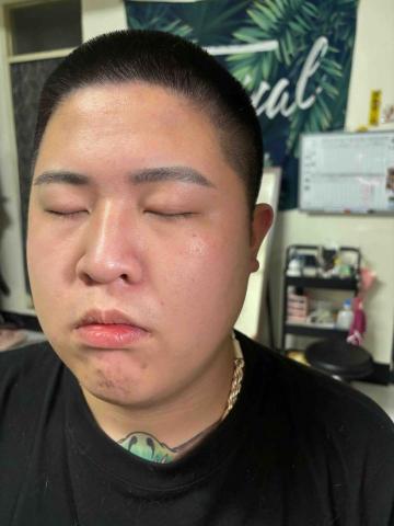 花花眉美學 - 男生霧眉也有唷,此圖為一個月恢復期後的顏色,超級自然,絕不會有蠟筆小新眉 花花眉美學 - 男生霧眉也有唷,此圖為一個月恢復期後的顏色,超級自然,絕不會有蠟筆小新眉