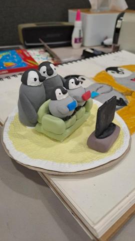 木頭 專業美術設計老師 - 國小家教黏土作品 木頭 專業美術設計老師 - 國小家教黏土作品