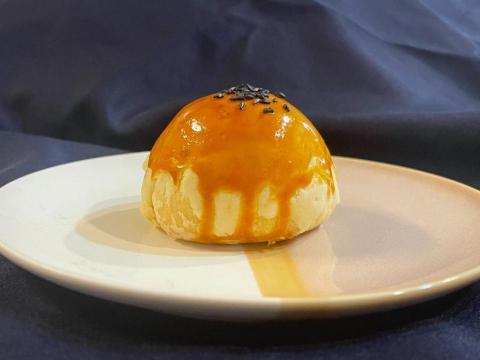 AuraSync Labs - 中秋蛋黃酥