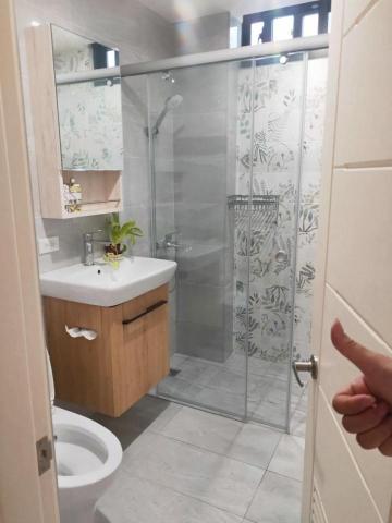 晅暘衛浴設計工程（艾恩居） - 給自己的作品比個讚