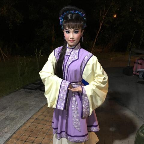 提供hebe演員服務的專家葉俐勻