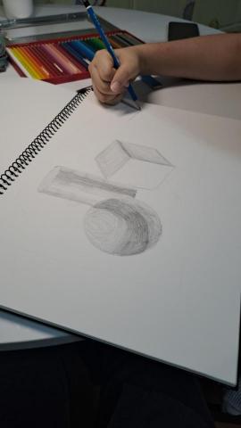 木頭 專業美術設計老師 - 素描家教初學作品 木頭 專業美術設計老師 - 素描家教初學作品