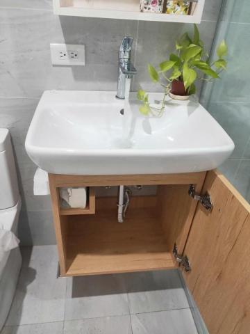 晅暘衛浴設計工程（艾恩居） - 造形盆櫃，內嵌面紙盒，好用不佔空間