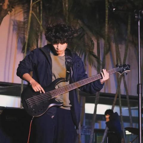 CNF - 貝斯手 - 阿朱 ?