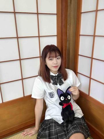 提供染髮劑莉婕服務的專家何莉婕