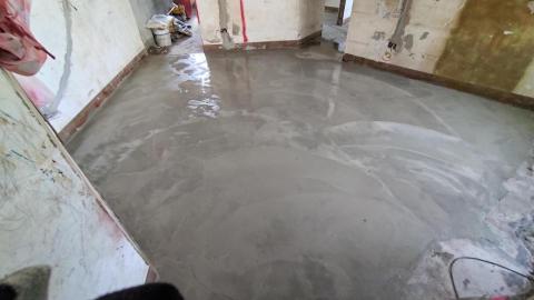 御梓裝潢工程行 - 自平泥