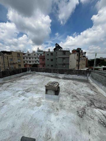 建均工程 - 防水施工前地面清潔 建均工程 - 防水施工前地面清潔
