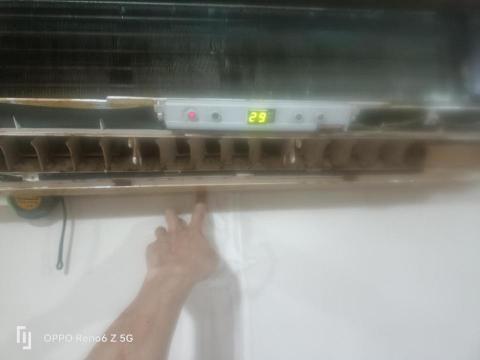 洗潔淨。冷氣清洗。專業服務一次到位。 - 非常髒