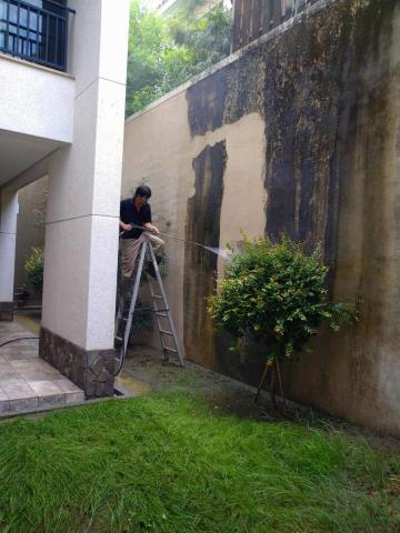 賓士清潔企業社 - 圍牆清洗