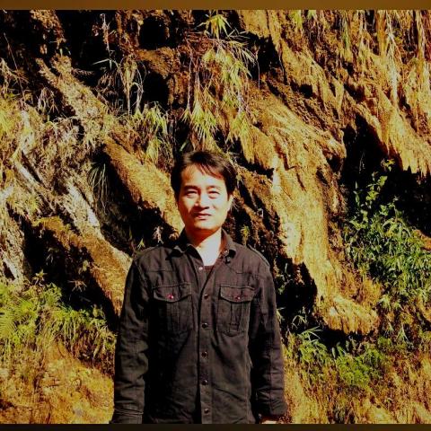 提供台中精機銑床服務的專家Y.C. Juang