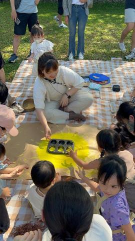 李濰羽 - 幼兒陪玩陪讀