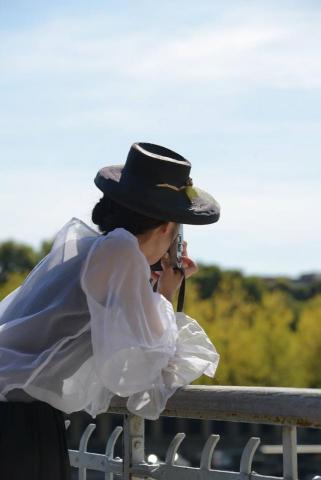 小夏 - 形象造型服飾訂製與教學