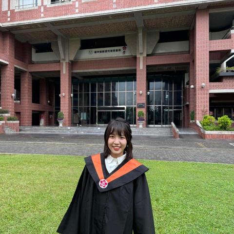 提供分析化學解答服務的專家石瀅瑄