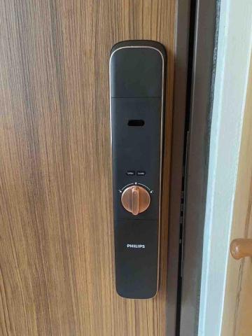 築峰門片安裝 - 飛利浦智能鎖 築峰門片安裝 - 飛利浦智能鎖